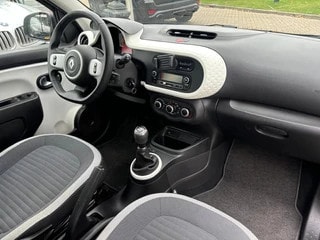 Thumbnail Mobil 9