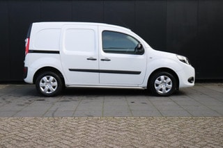 Thumbnail Mobil 4