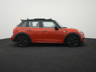 Thumbnail Mobil 6
