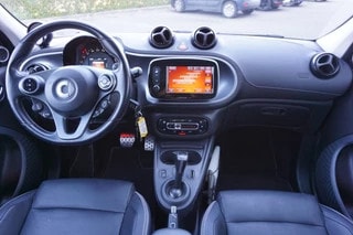 Thumbnail Mobil 10