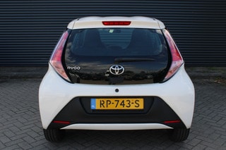 Thumbnail Mobil 4