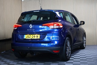 Thumbnail Mobil 6