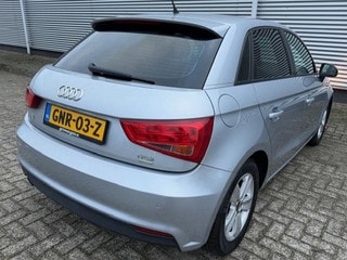 Thumbnail Mobil 8