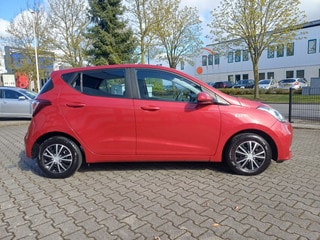 Thumbnail Mobil 9