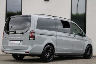 Thumbnail Mobil 9
