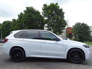 Thumbnail Mobil 8