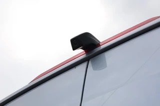 Thumbnail Mobil 10