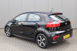 Thumbnail Mobil 4
